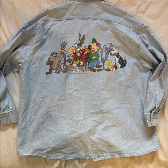 looney tunes Other - 1991 loony tunes vintage graphic button up denim shirt